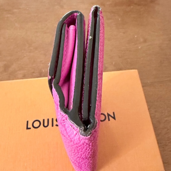 Louis Vuitton Taiga Rama Discovery Compact Wallet (PINK) W/BOX - Picture 4 of 10